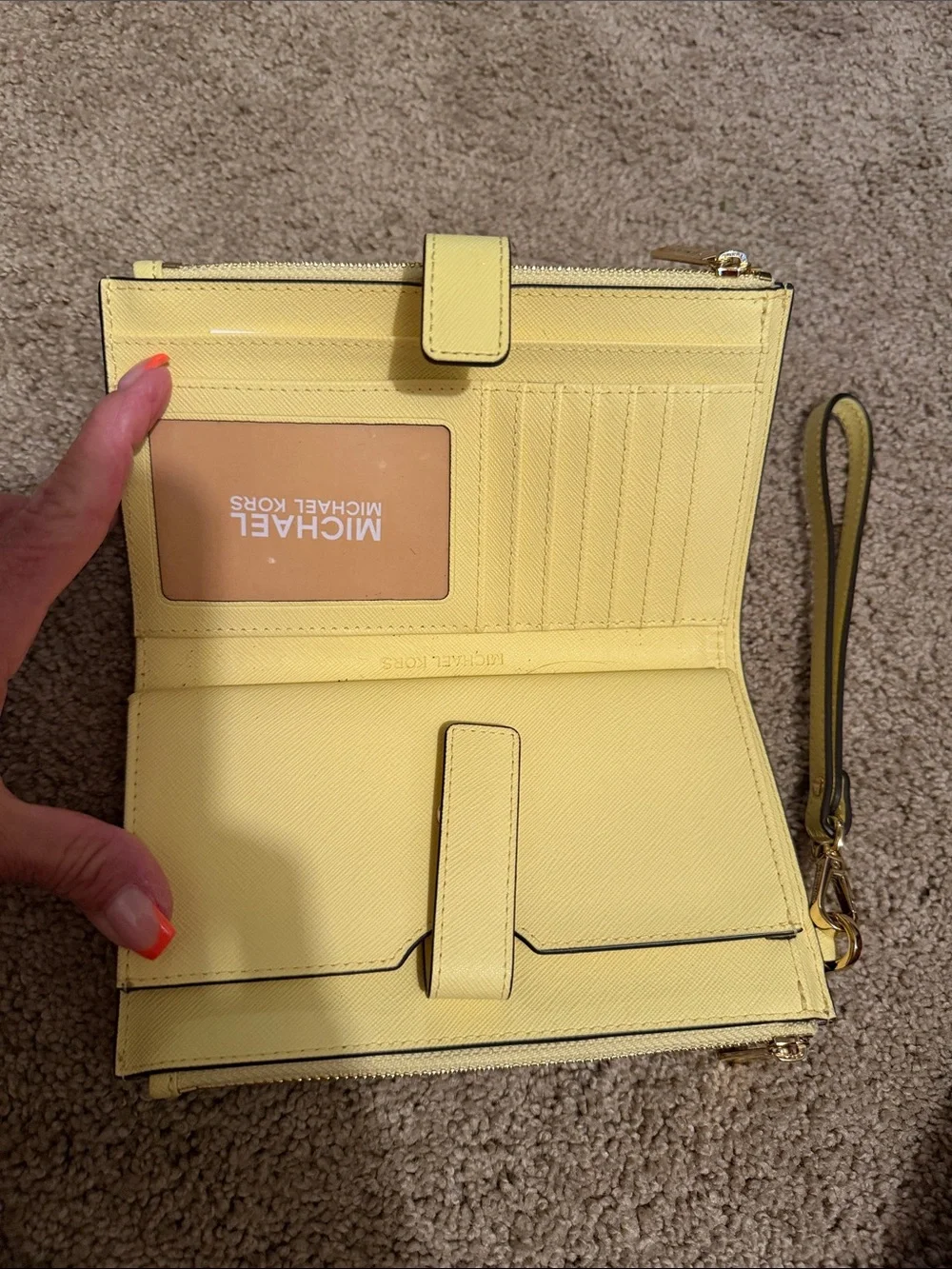 Michael Kors saffiano leather